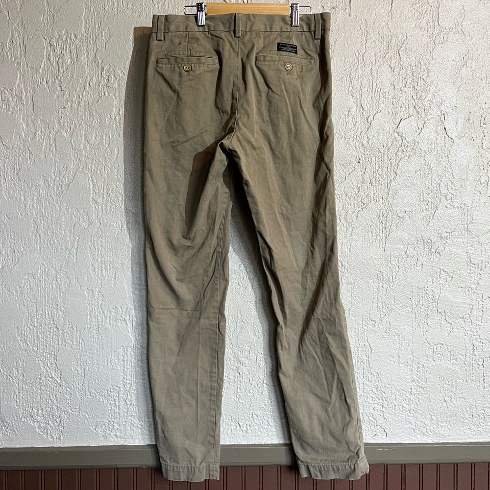 Banana Republic Men’s Aiden Chino 31x32 Tan